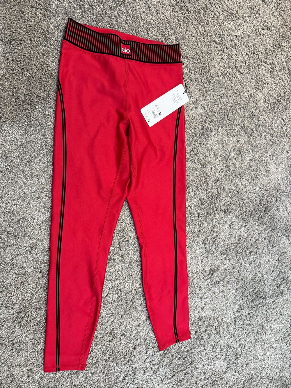 ALO Airlift High-Waist 7/8 Line Up Legging - Bold Red